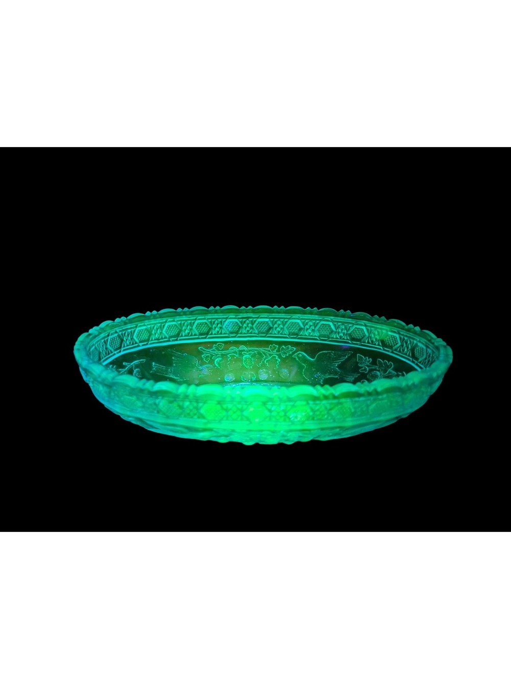 Vintage Indiana Glass Tiara Bluebird Strawberry UV Reactive Relish Dish